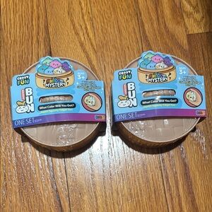 Crazy Fun Rainbow Mystery Bun Squishy Fidget Toy